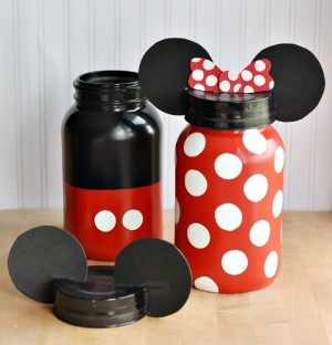 Mickey-Mouse-and-Minnie-Mouse-Mason-Jars-for-Vacation-Savings