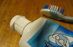 toothpaste,P20uses.jpg.pagespeed.ce.YasE_Yn6I1