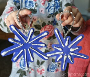q-tip-snowflake-ornaments-for-kids-to-make