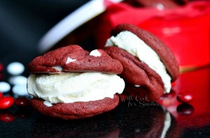 Red-Velvet-Ice-Cream-Sandwich-Cookies-1-from-willcookforsmiles.com-redvelvet-cookies