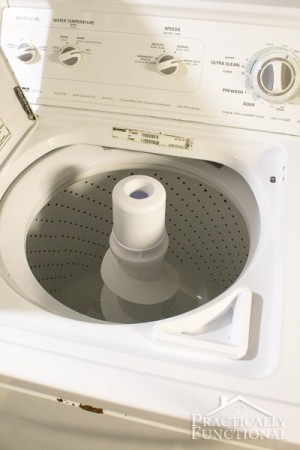How-to-clean-a-washing-machine-with-vinegar-and-bleach-Step-by-step-instructions-that-really-work-10