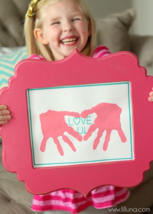 CUTE-Love-Hand-Prints-Gift-Idea-perfect-for-Valentines-lilluna.com-