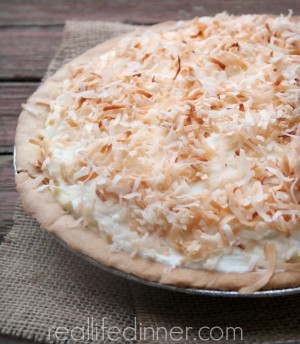 Coconut-Cream-Pie-Recipe-with-Sour-Cream-2