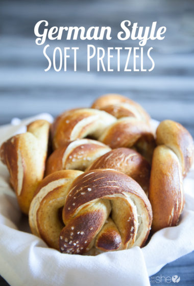 german style soft pretzels - howdoesshe.com