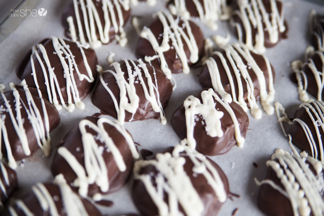 chocolate-dipped-salted-caramels-13
