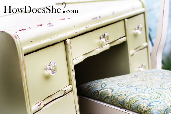 4 steps bring new life to old furniture